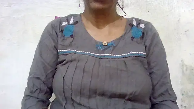 Snapshot of Rasika_Chennai69 chatting on 12-19-24, 09:38 Rasika Chennai69 online show from 12-19-24, 09:38
