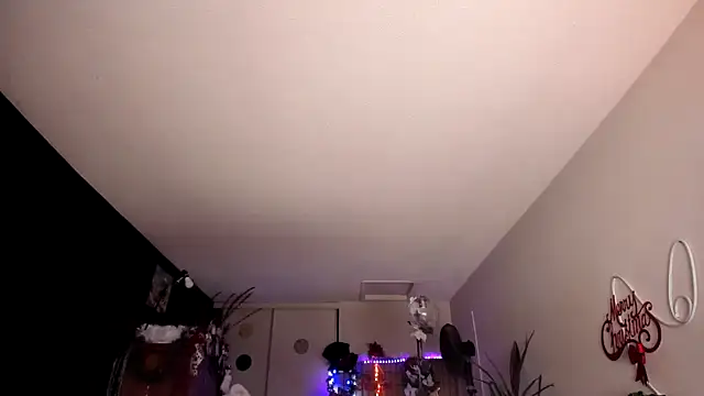 leatherz69 online show from 12-29-24, 03:11