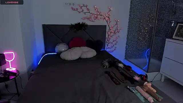 CassieEvans online show from 01-09-26, 06:27