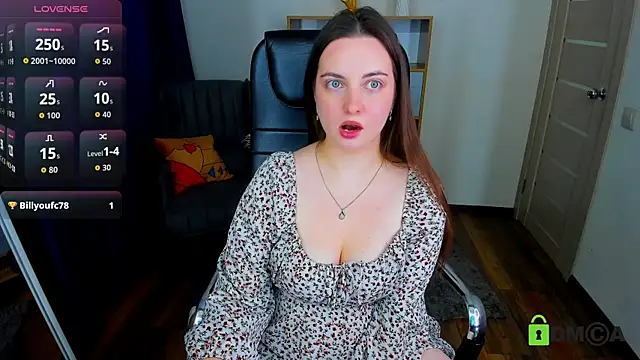 Snapshot of Astarte_Aste chatting on 09-19-25, 11:00 Astarte Aste online show from 09-19-25, 11:00