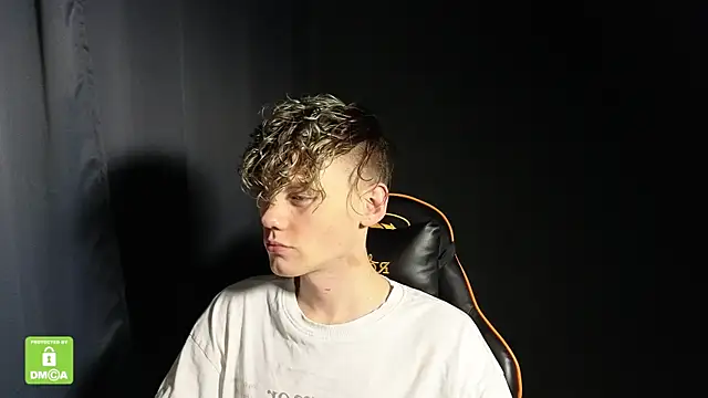 Keytaro online show from 01-12-26, 10:26