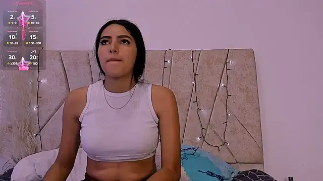 Snapshot of Kaela18 chatting on 12-26-24, 12:59 Kaela18 online show from 12-26-24, 12:59