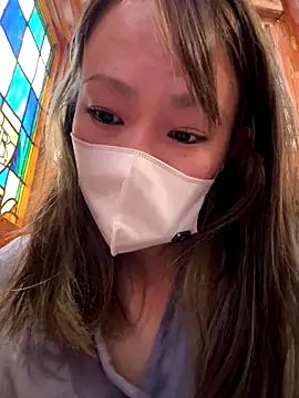 Snapshot of annna_annna_2024 chatting on 10-28-25, 01:42 annna annna 2024 online show from 10-28-25, 01:42