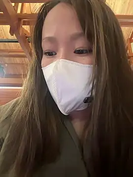 Snapshot of annna_annna_2024 chatting on 11-13-25, 12:20 annna annna 2024 online show from 11-13-25, 12:20