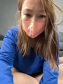 Snapshot of annna_annna_2024 chatting on 12-04-25, 02:43 annna annna 2024 online show from 12-04-25, 02:43