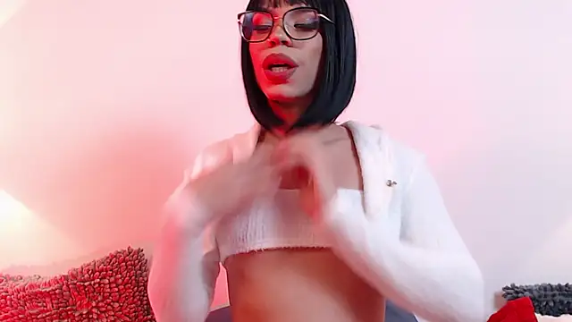 LucyGiraldo online show from 02-15-25, 01:42