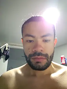 Snapshot of RodriWhite chatting on 06-20-26, 02:03 RodriWhite online show from 06-20-26, 02:03