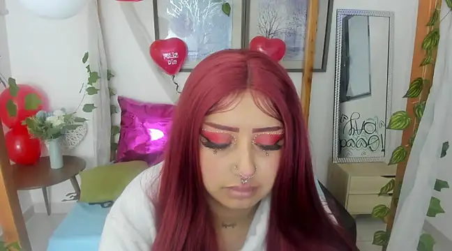 Snapshot of lussyevans24 chatting on 02-15-25, 08:11 lussyevans24 online show from 02-15-25, 08:11