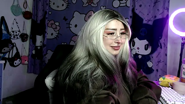 lussyevans24 online show from 04-09-26, 06:19