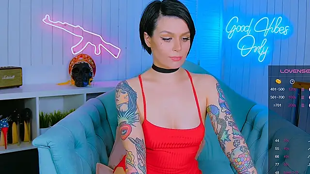 My toys pink online show from 02-26-25, 10:26