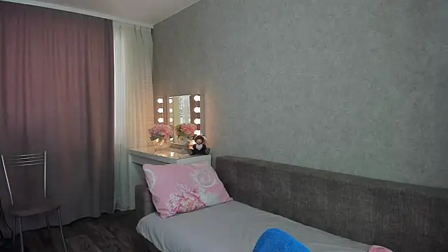 Snapshot of angelica_marquise chatting on 03-21-25, 08:39 angelica marquise online show from 03-21-25, 08:39