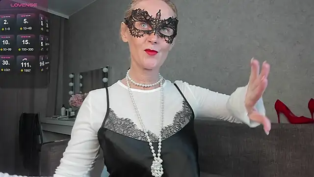 Snapshot of angelica_marquise chatting on 09-27-25, 04:23 angelica marquise online show from 09-27-25, 04:23