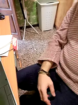 Snapshot of Escondido52 chatting on 03-15-25, 12:24 Escondido52 online show from 03-15-25, 12:24