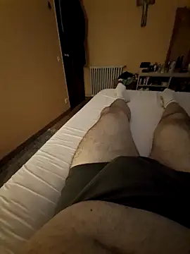 Snapshot of Escondido52 chatting on 09-16-25, 10:33 Escondido52 online show from 09-16-25, 10:33