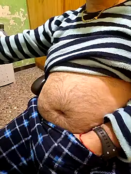 Snapshot of Escondido52 chatting on 03-06-26, 10:45 Escondido52 online show from 03-06-26, 10:45