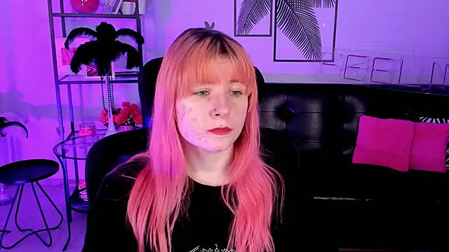 LexiWenford online show from 01-30-25, 06:13