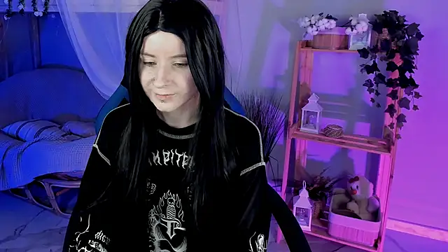 LexiWenford online show from 09-25-25, 03:21