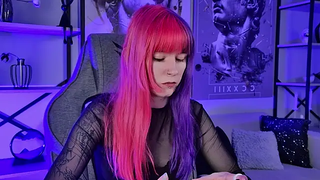 LexiWenford online show from 06-25-26, 03:50