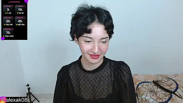 Snapshot of alexaa08 chatting on 12-05-24, 12:11 alexaa08 online show from 12-05-24, 12:11