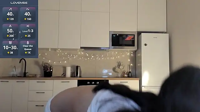 fairy di online show from 12-24-24, 09:44