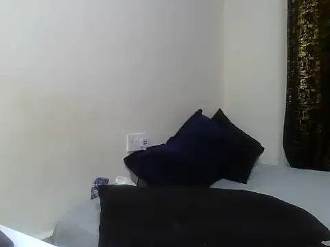 Petite doll20 online show from 04-16-26, 03:24