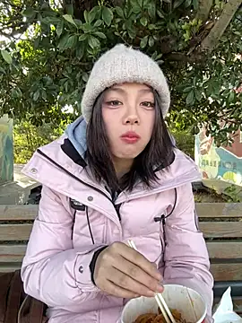 Snapshot of Asia-Melody chatting on 01-13-26, 09:14 Asia-Melody online show from 01-13-26, 09:14