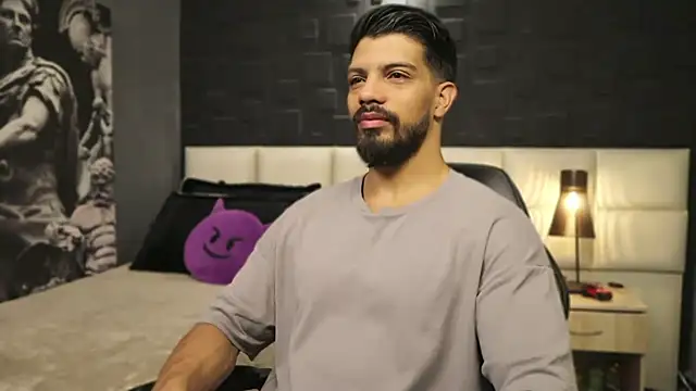 Snapshot of DannSaenz chatting on 02-25-25, 11:30 DannSaenz online show from 02-25-25, 11:30