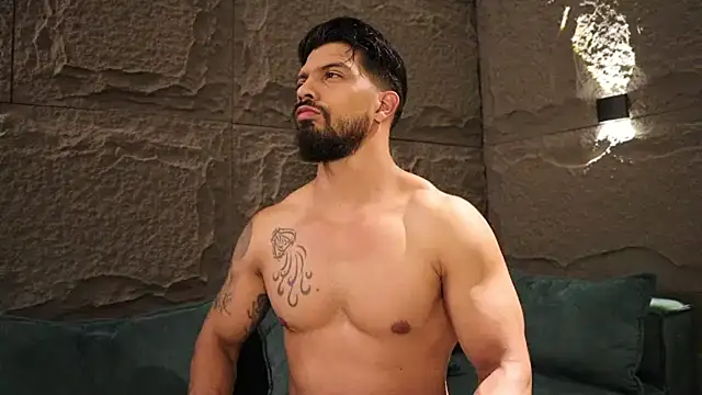 Snapshot of DannSaenz chatting on 03-06-25, 10:36 DannSaenz online show from 03-06-25, 10:36