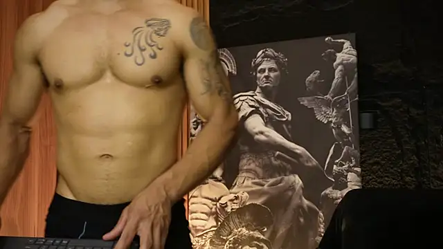 Snapshot of DannSaenz chatting on 09-26-25, 02:10 DannSaenz online show from 09-26-25, 02:10