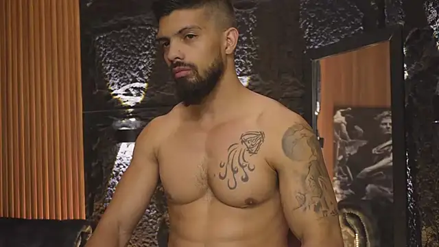 Snapshot of DannSaenz chatting on 10-15-25, 03:12 DannSaenz online show from 10-15-25, 03:12