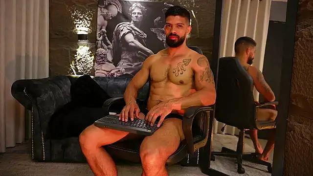 Snapshot of DannSaenz chatting on 01-12-26, 01:38 DannSaenz online show from 01-12-26, 01:38