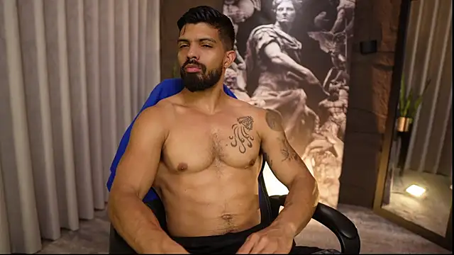 Snapshot of DannSaenz chatting on 03-12-26, 01:39 DannSaenz online show from 03-12-26, 01:39