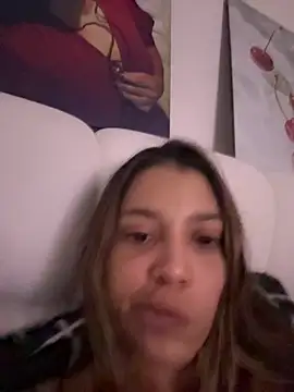 Snapshot of DanielaSaenz0 chatting on 02-17-26, 04:20 DanielaSaenz0 online show from 02-17-26, 04:20