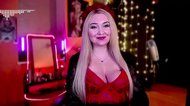 Snapshot of AllisonBlack_ chatting on 12-17-24, 01:07 AllisonBlack  online show from 12-17-24, 01:07