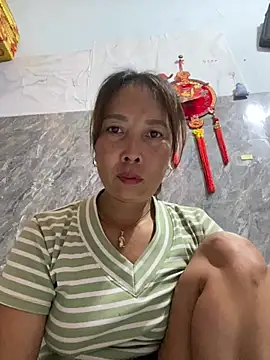 Linaannn online show from 07-28-26, 10:53