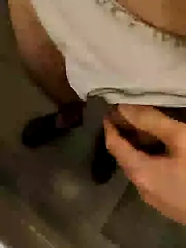 Snapshot of bossofpanty94 chatting on 01-24-25, 09:47 bossofpanty94 online show from 01-24-25, 09:47