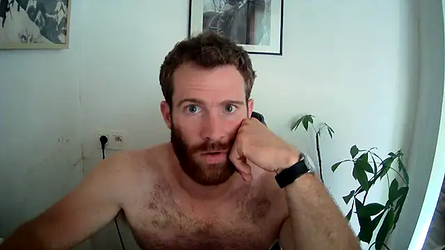 Snapshot of simba_1307 chatting on 08-02-26, 03:43 simba 1307 online show from 08-02-26, 03:43
