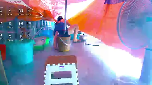 Snapshot of Love_making chatting on 09-18-25, 03:19 Love making online show from 09-18-25, 03:19