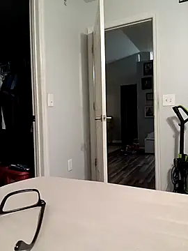 Snapshot of Localboi3 chatting on 01-11-25, 12:29 Localboi3 online show from 01-11-25, 12:29