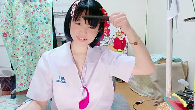 renapiyon8182 online show from 04-29-26, 10:49