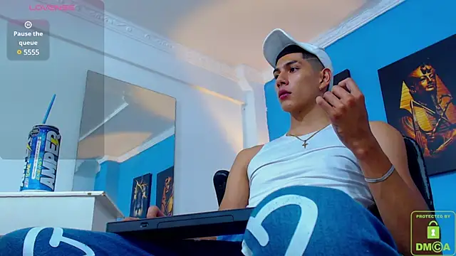 Snapshot of Valerio_20 chatting on 12-30-24, 06:38 Valerio 20 online show from 12-30-24, 06:38