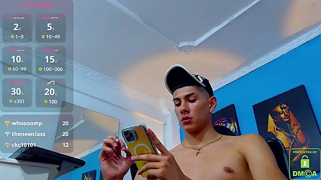 Snapshot of Valerio_20 chatting on 01-06-25, 11:31 Valerio 20 online show from 01-06-25, 11:31