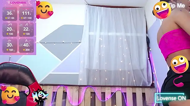 Snapshot of Lina10 chatting on 03-02-25, 12:22 Lina10 online show from 03-02-25, 12:22