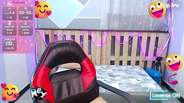 Snapshot of Lina10 chatting on 03-02-25, 04:53 Lina10 online show from 03-02-25, 04:53