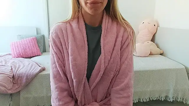 EileX official online show from 04-25-26, 08:50