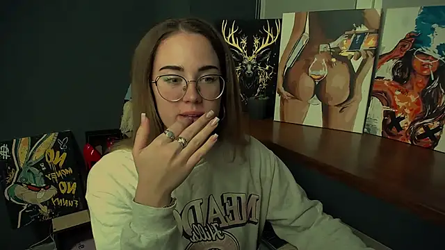 luxie milady online show from 11-03-25, 01:56