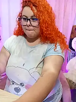 Snapshot of Alexa_orange chatting on 01-21-25, 11:02 Alexa orange online show from 01-21-25, 11:02