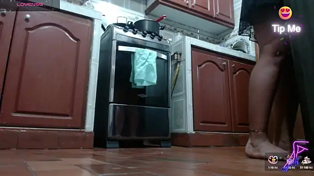 carlajames  online show from 02-25-25, 01:41