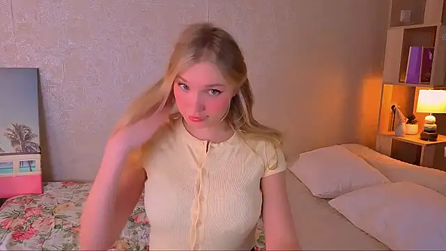 Snapshot of BoysLoveBlondee chatting on 02-18-26, 07:26 BoysLoveBlondee online show from 02-18-26, 07:26