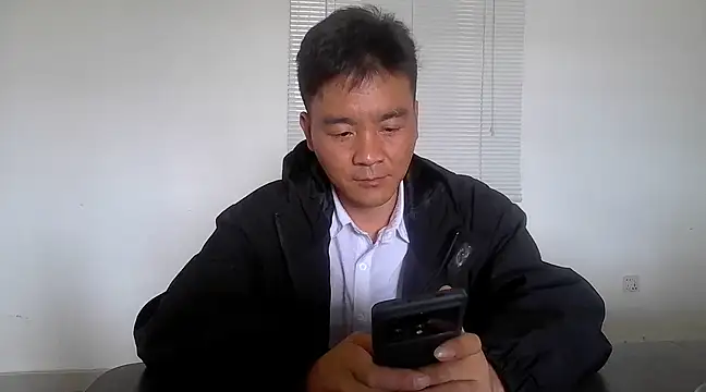 Snapshot of kisstoyousoon2024 chatting on 03-03-25, 11:33 kisstoyousoon2024 online show from 03-03-25, 11:33